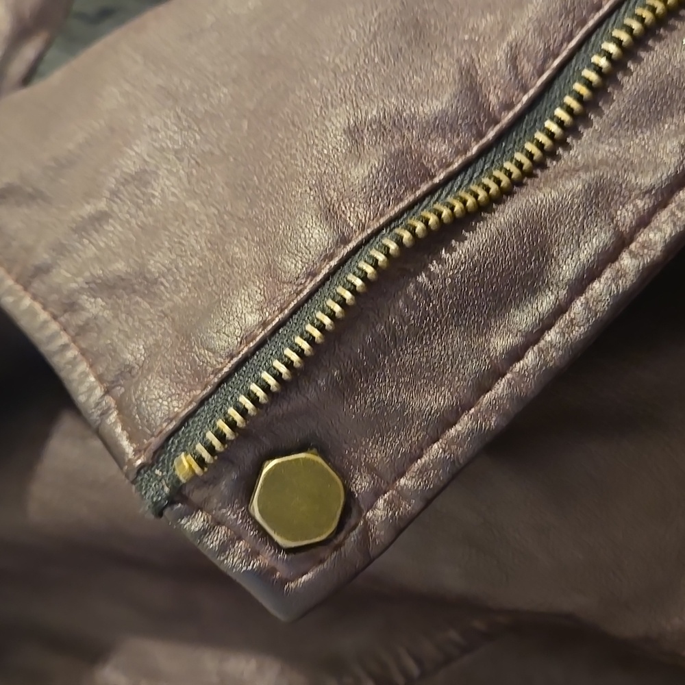 Xl Faux Leather jacket with removable sherpa collar - Picture 3 of 6